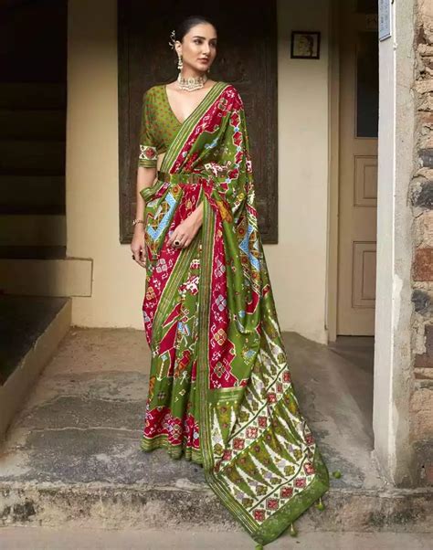 Stupendous Green Ikat Patola Saree – South India Shopping Mall