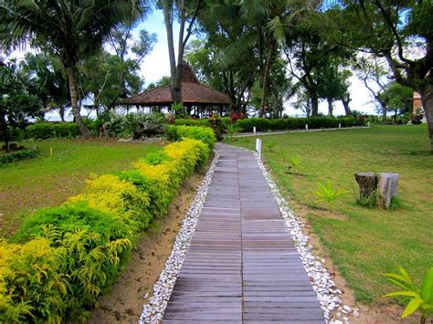 KUALA BATAKAN COTTAGES 1 (Balikpapan) - Cottage Reviews & Photos ...
