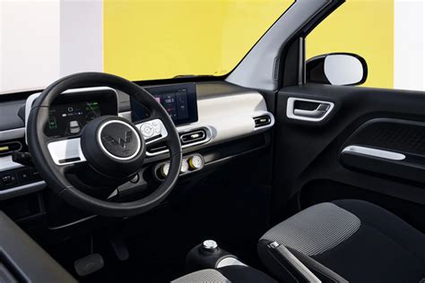 Image result for Mobil Wuling Mini