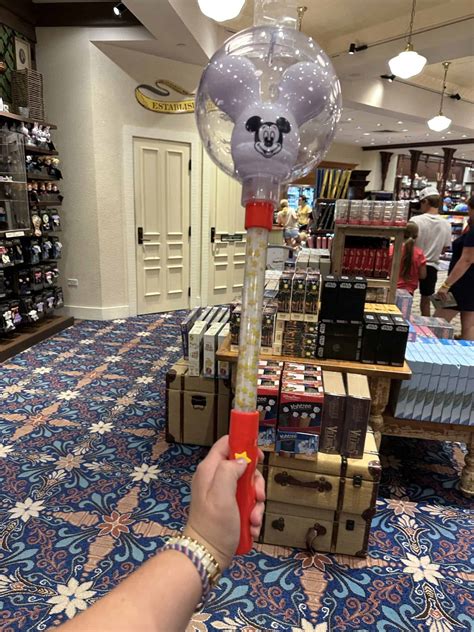 Your Guide to Disney Bubble Wands and Light Up Toys for 2023 (Photos+Prices) - Mouse Ear Memories