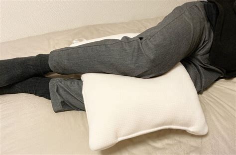 枕2つの使い方4選！ホテル枕がたくさんあるときの使い道は？