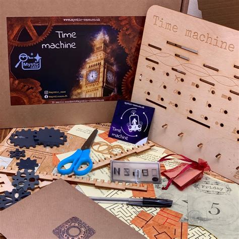 Time Machine Box Fort 的图像结果