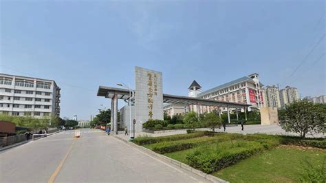 四川外国语大学重庆南方翻译学院是几本院校