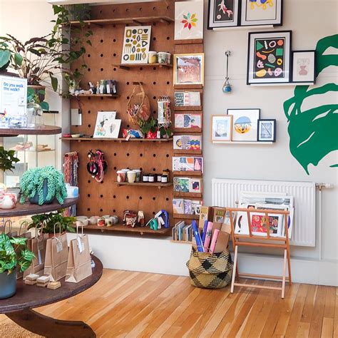 Art Shop 的图像结果