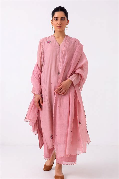 Label Shreya Sharma