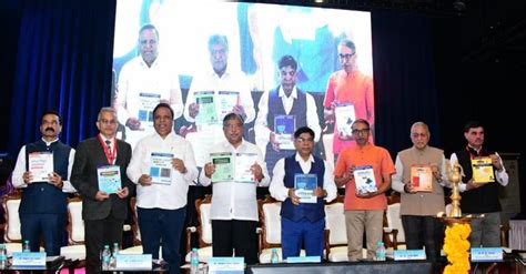 AICTE Engineering Books In Marathi Language Released | Mera Bharat ...