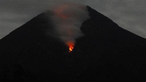 Image result for Live Streaming Gunung Merapi