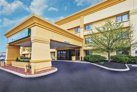 LA QUINTA INN BY WYNDHAM TOLEDO PERRYSBURG - Hotel Reviews, Photos ...