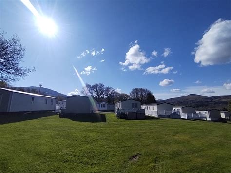 LYONS SNOWDON VIEW HOLIDAY PARK (Llanberis, North Wales) - Campground ...