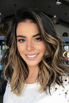 Hairstyle For To Medium Length Hair by 35 Stunning Medium Length Hairstyles To Try Now Hairstyle For To Medium Length Hair