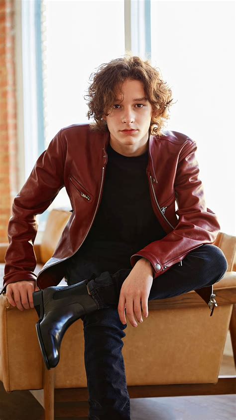 Mason Thames Wallpaper - iXpap