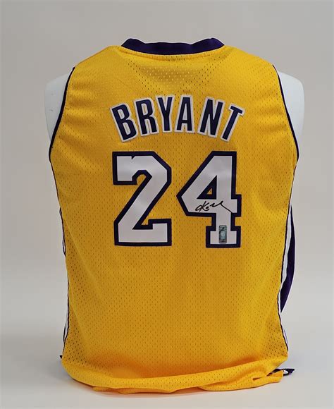Lot Detail - Kobe Bryant Autographed Los Angeles Lakers Jersey w ...