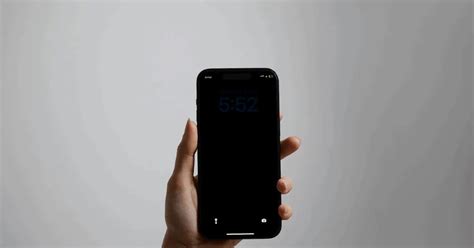 How to fix flickering screen on iPhone | GeeksChalk