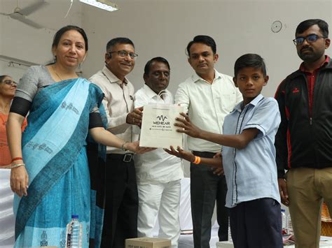 105 students of class 1 to 12 of Panchmahal district were given hearing ...