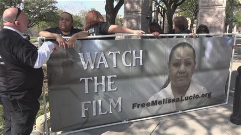 Family of woman on death row claim she's innocent | kvue.com