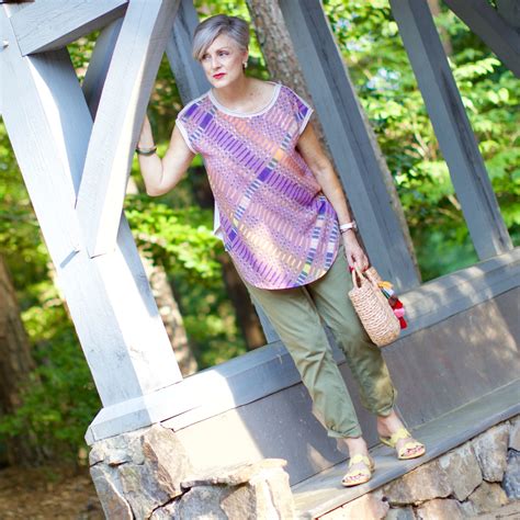 How to wear a tunic this summer: three outfit inspirations with a tunic