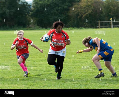 Girls Rugby Ball 的图像结果
