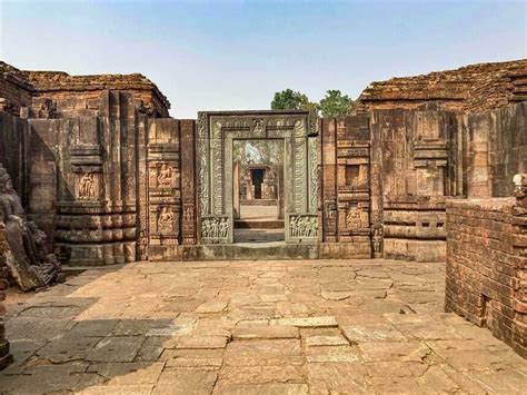 Ratnagiri Buddhist monastery in Odisha, India | Meer