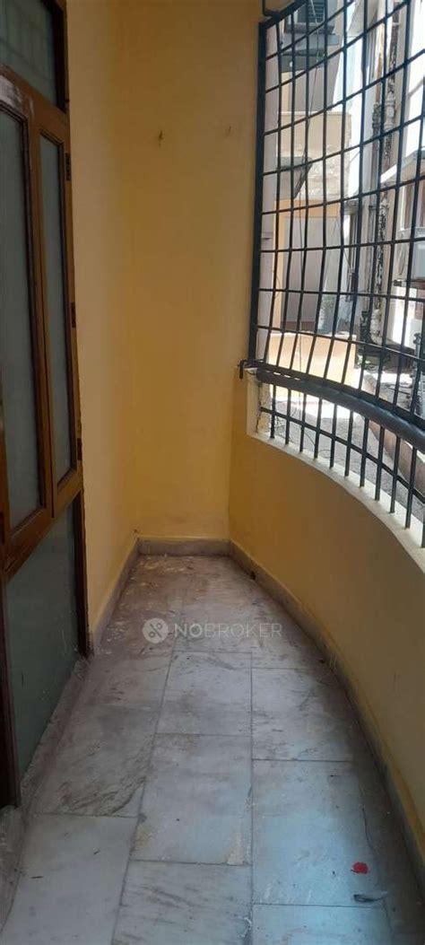 Yashodha Enclave Balkampet (Only Hindu Family ,Vegetarians, Bike & Car ...