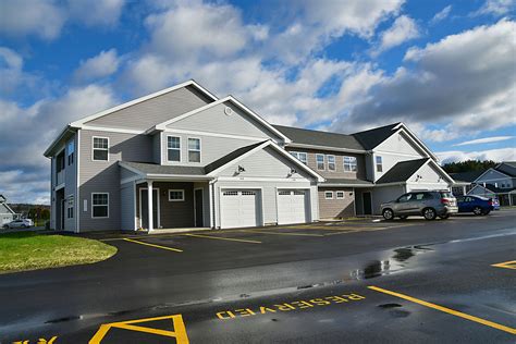 Meadows Photos — Hickory Grove Apartments