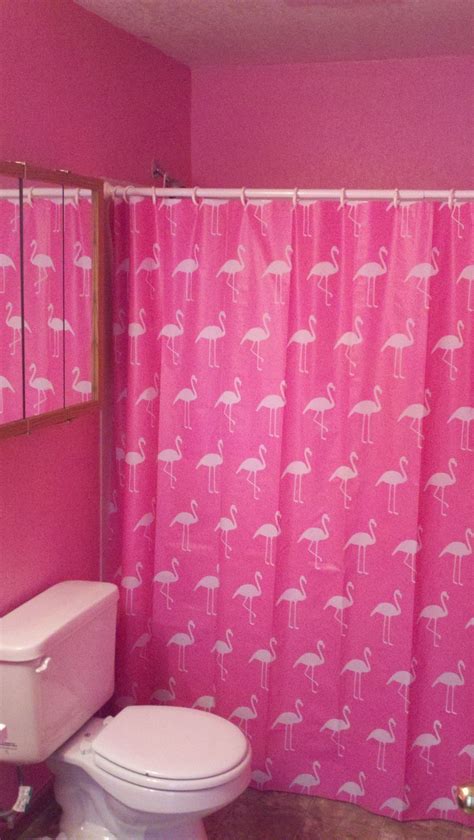 Pin by KIT CAT 💝 🍫 on BEDROOM'S & SHEETS :) | Flamingo bathroom decor ...