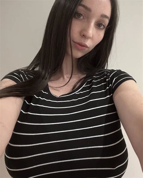 grace smalls (@grace_chugchug) • Instagram photos and videos