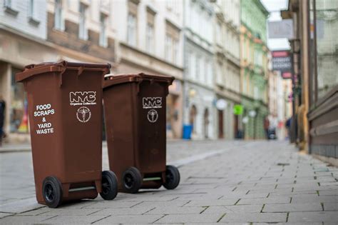 NYC Curbside Composting Makes a Comeback