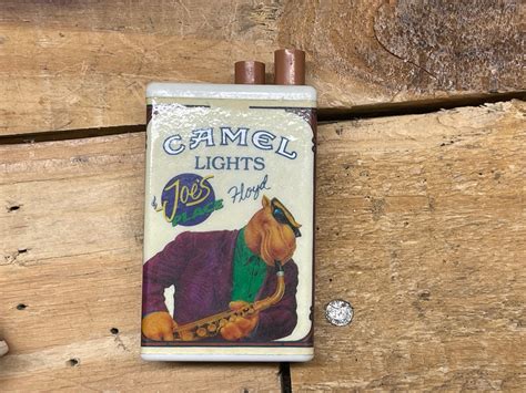 Lot - Lot of 2 Vintage Camel Lighters