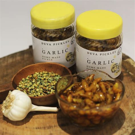 Deva Food & Spices Products - DFSP - Garlic Pickle - 200gm : Amazon.in ...