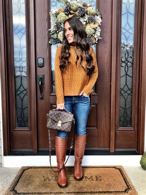 Thanksgiving Outfit Idea | MrsCasual