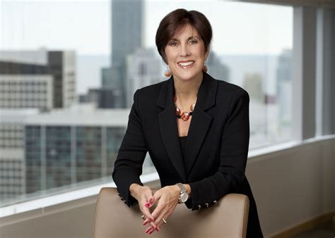 Business Executive Portrait Women 的图像结果