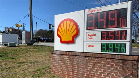 Why do gas prices go up and how do stations set prices | 11alive.com