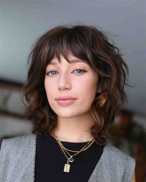 Long Wavy Layered Bob With Bangs