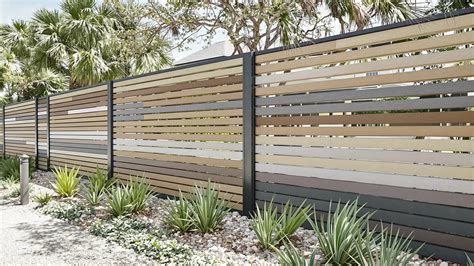 Horizontal Slat Fence
