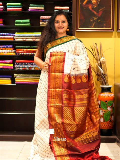 Shop Now Premium Gadwal Silk Sarees Online at Shrus
