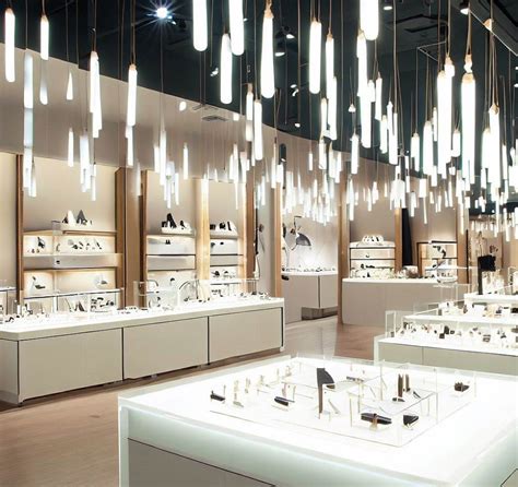 Shop Interior 的图像结果