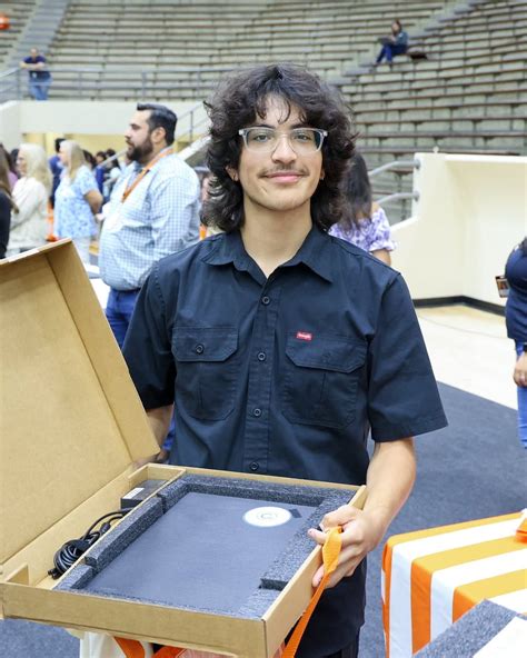 San Antonio ISD | 🎉 Congratulations graduates at Fox Tech High School ...