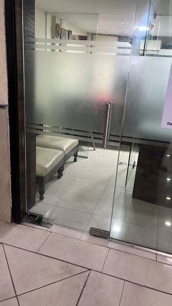 Eternity Mall in Teen Hath Naka, Thane: Price, Brochure, Floor Plan ...
