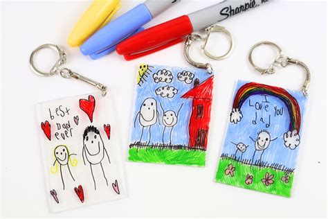 Shrinky Dink Keychains ~ Nifty Thrifty DIYer