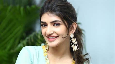 Sreeleela: శ్రీలీల ఆశలన్ని ‘ధమాకా’ మూవీపైనే.. పూర్తి కాన్ఫిడెంట్‌తో ...