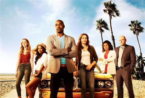 Sección visual de Rosewood (Serie de TV) - FilmAffinity