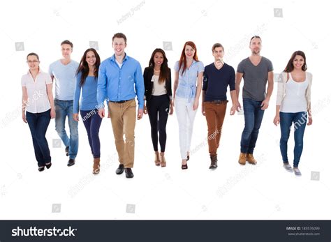 People Walking towards Camera 的图像结果