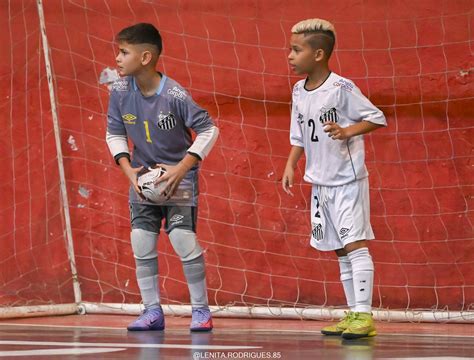 Equipe sub-9 de futsal do Santos FC conquista a Copa Expresso/ANE - Santos Futebol Clube