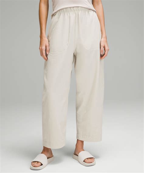Lightweight Mid-Rise Barrel-Leg Cropped Pants | Cropped pants women ...