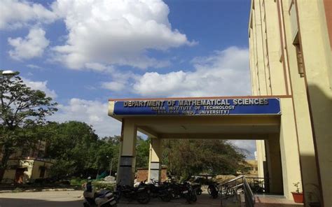 MAT - Gallery | Indian Institute of Technology(BHU) Varanasi