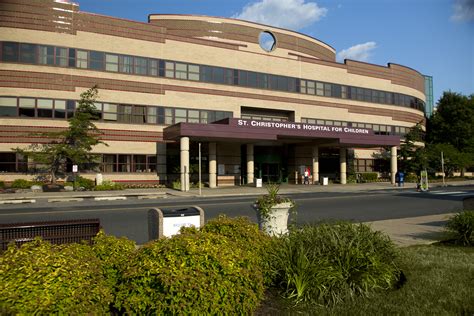 500 St. Christopher's Nurses Unionize, Citing Safety Concerns