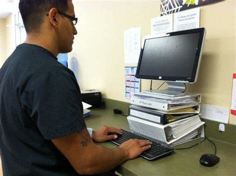 Computer Ergonomics Tips for Desk Workers