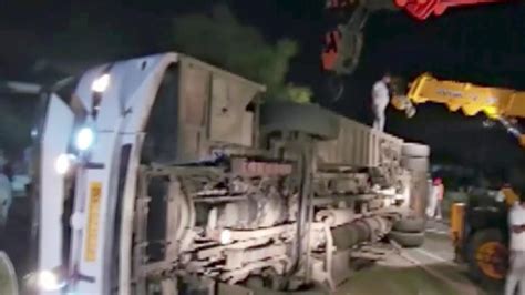 Bus overturns on Pune- Solapur highway, 12 passengers injured