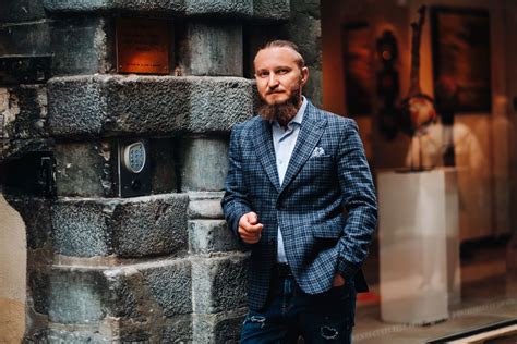 Dating French Men: Everything You Need to Know