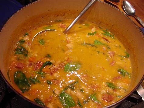 CANNELLINI BEAN SOUP WITH HAM AND GREENS | CHEZ CARR CUISINE